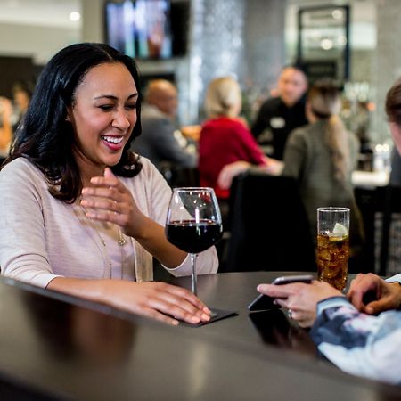 Holiday Inn - Columbus By Ihg Ngoại thất bức ảnh